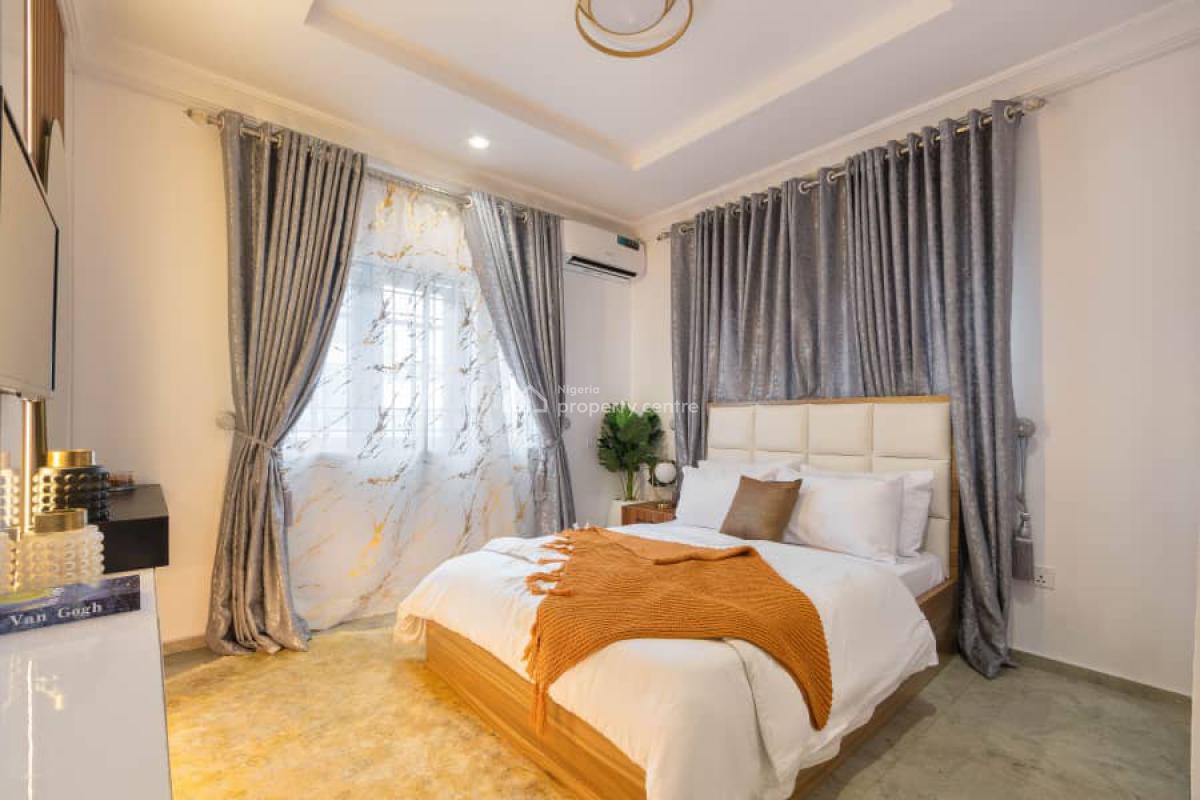 3-bedroom Apartment with Pool, Gym & Games, Lekki Phase 1, Lekki, Lagos, Flat / Apartment Short Let