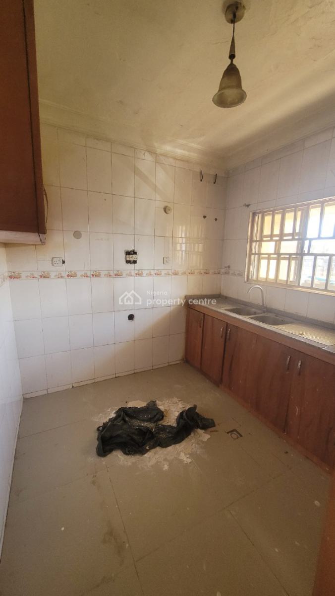 Luxury 2 Bedroom Flat in an Estate, Gaduwa, Abuja, Flat / Apartment for Rent
