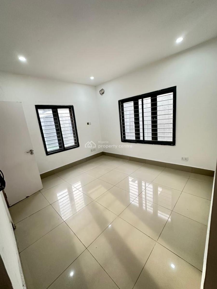 Specious 2 Bedroom Flat, Lekki Right Side, Lekki Phase 1, Lekki, Lagos, Flat / Apartment for Rent