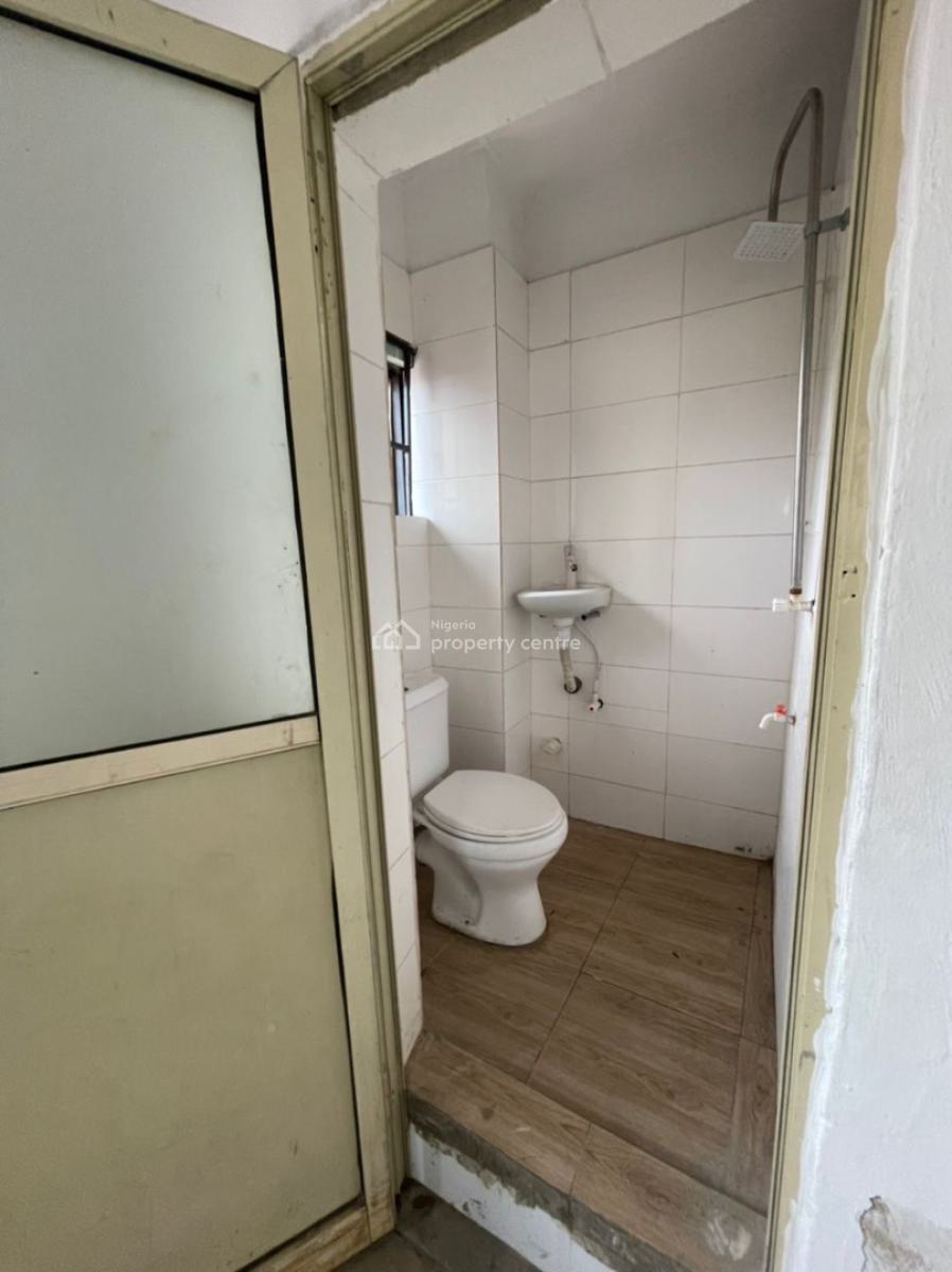 Spacious 2bedroom Apartment in a Serene Location Flood Free, Igbo Efon, Lekki, Just Behind The Local Government,, Igbo Efon, Lekki, Lagos, Flat / Apartment for Rent