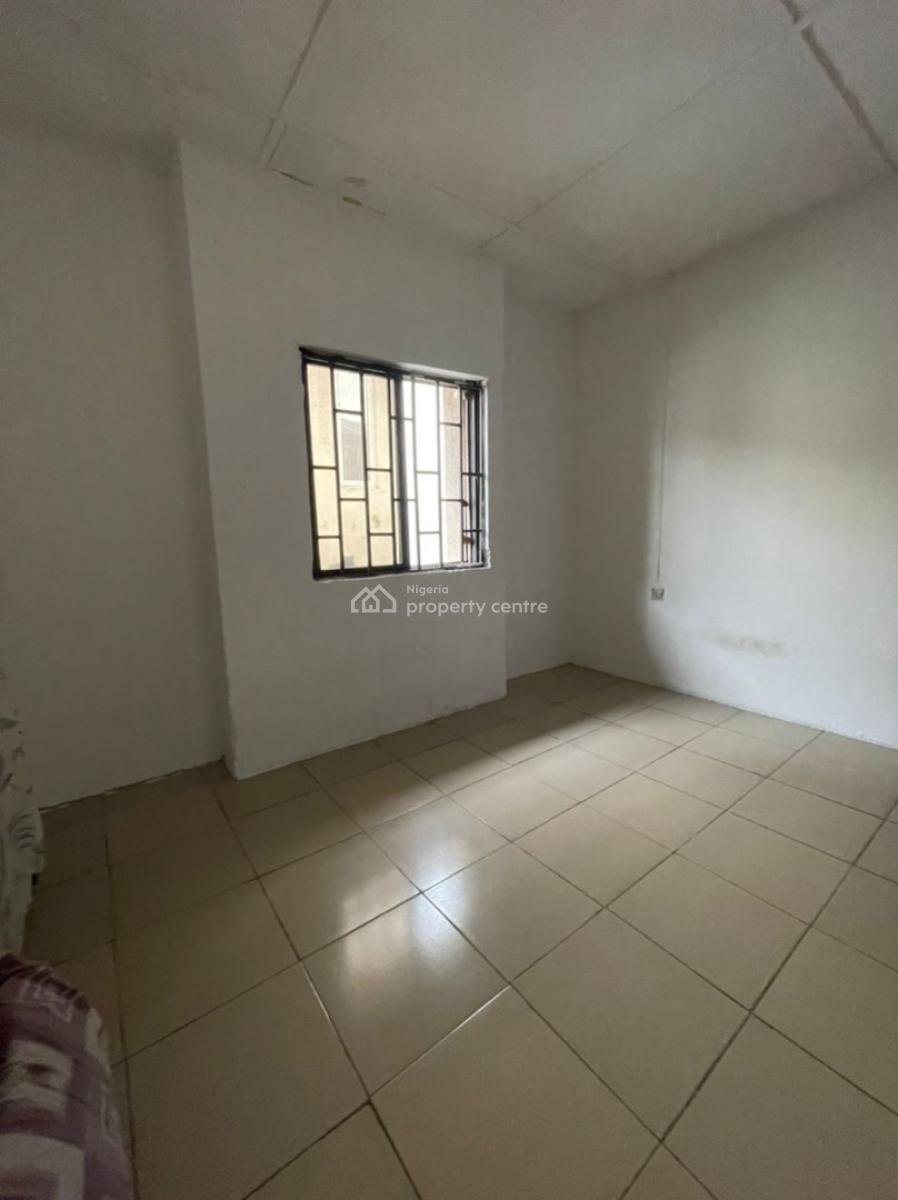 Spacious 2bedroom Apartment in a Serene Location Flood Free, Igbo Efon, Lekki, Just Behind The Local Government,, Igbo Efon, Lekki, Lagos, Flat / Apartment for Rent