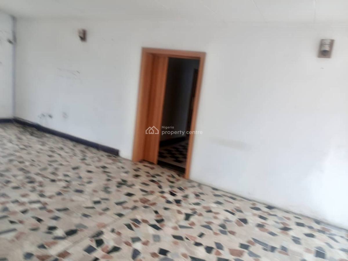Spacious 3 Bedroom Apartment, Ikeja Gra, Ikeja, Lagos, Flat / Apartment for Rent
