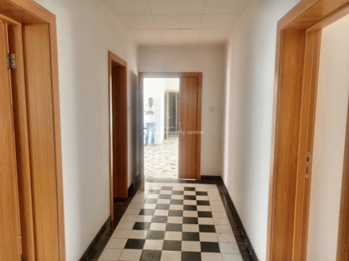 Spacious 3 Bedroom Apartment, Ikeja Gra, Ikeja, Lagos, Flat / Apartment for Rent