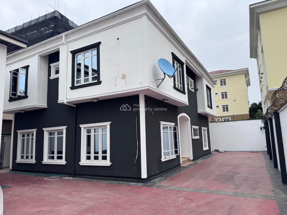 Luxury 4-bedroom Detached + 1 Bq -- Ikeja Gra, Ikeja Gra, Ikeja, Lagos, Detached Duplex for Rent