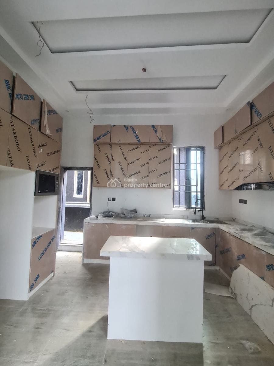 10 Units of 5 Bedrooms Semi Detached Duplexes with Bq in a Compound, Ikate, Lekki, Lagos, House for Sale