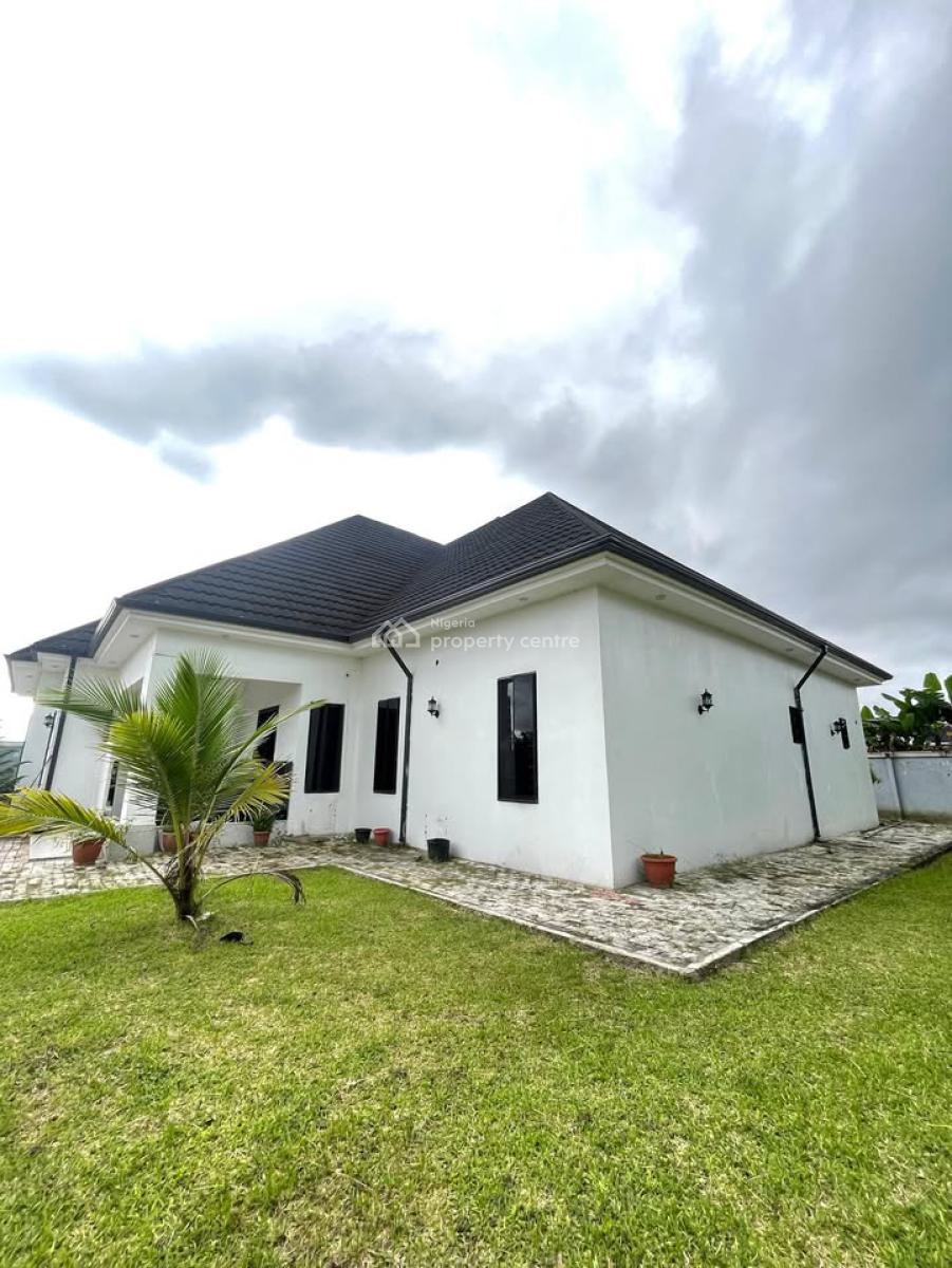 4 Bedroom Detached Bungalow on 2.5 Plots, Off Eneka Road, Eneka, Port Harcourt, Rivers, Detached Bungalow for Sale