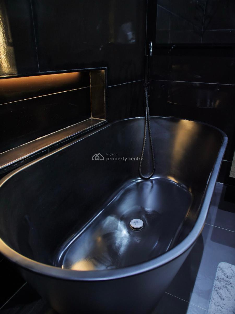 Noir Luxe Dark Themed Luxury 1 Bedroom Apartment, Sandton Skye, Lekki, Lagos, Mini Flat (room and Parlour) Short Let