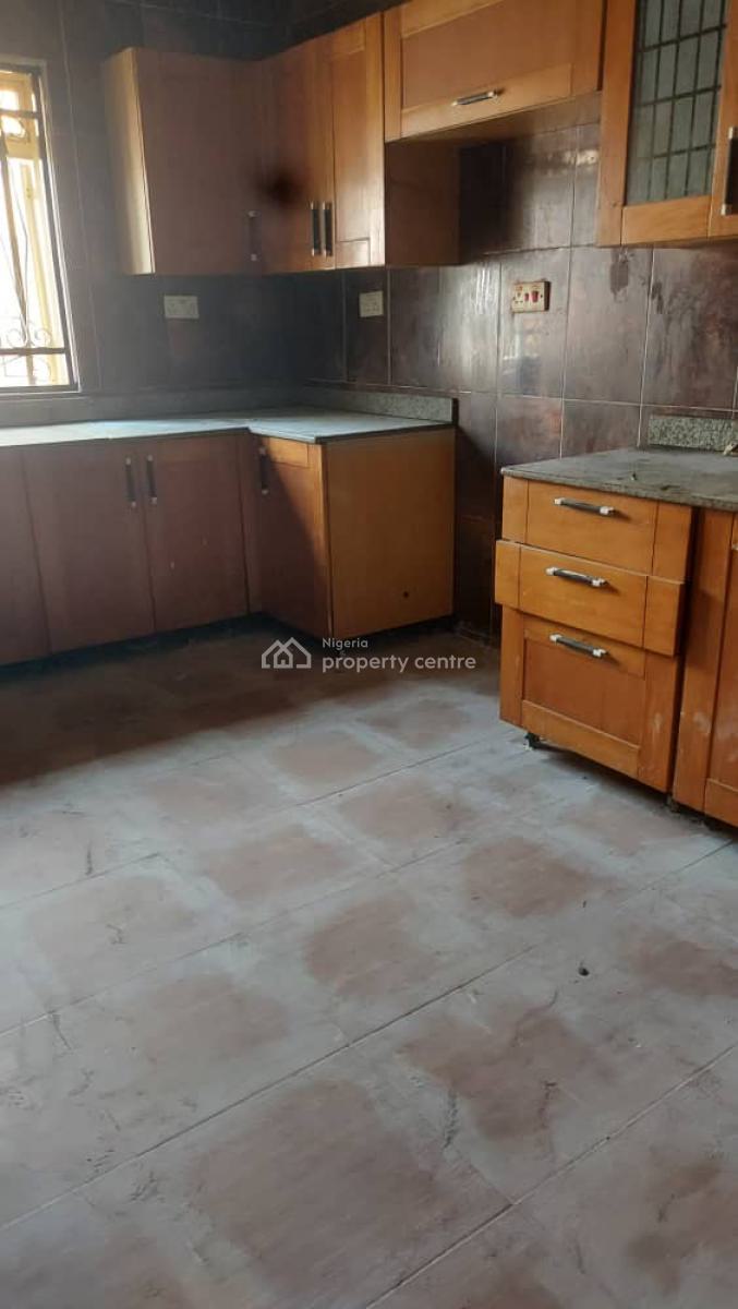 3 Bedroom Apartment, Off Admiralty Way, Lekki Phase 1, Lekki, Lagos, Flat / Apartment for Rent