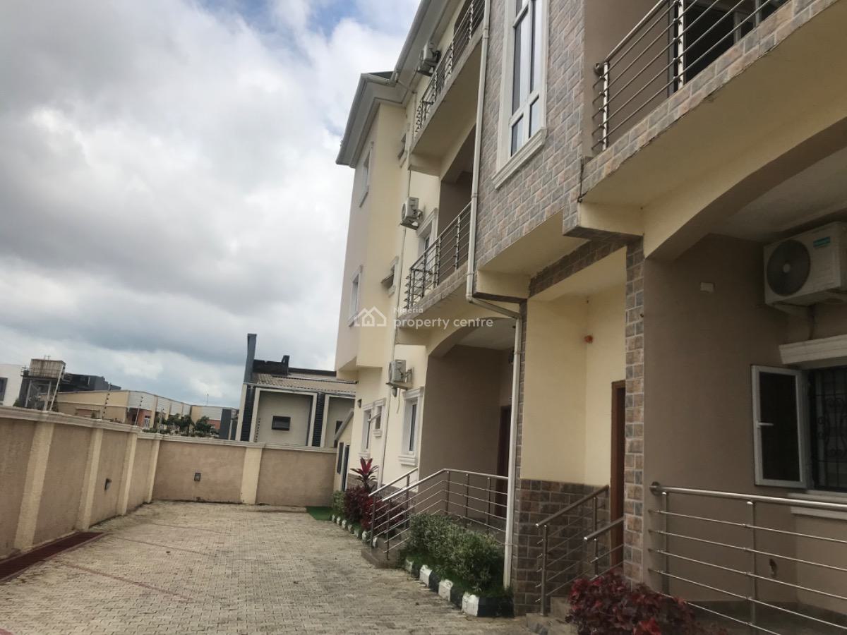 Furnished 6 Units 3 Bedrooms Flats,solar,inverter,bar,24/7power Supply, Jahi, Abuja, Flat / Apartment for Rent