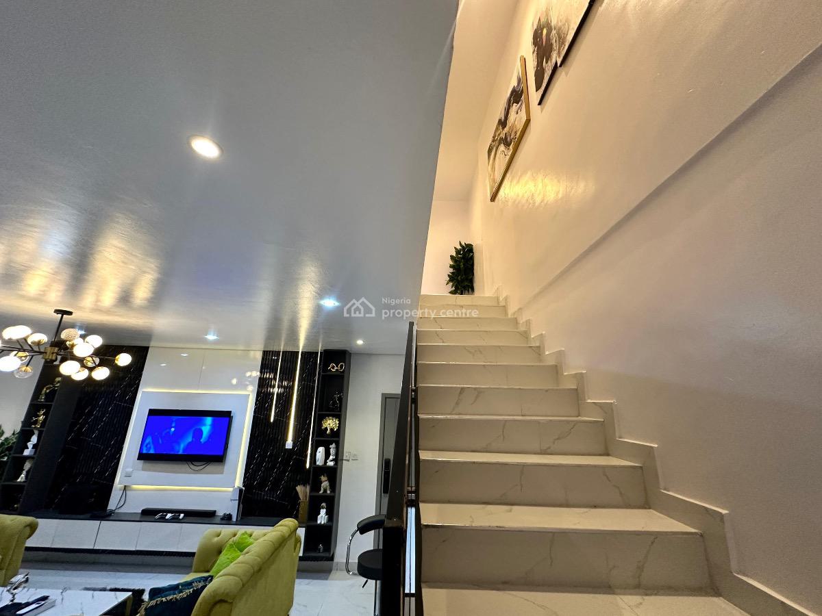 Luxury 2 Bedrooms Maisonette, Lekki Phase 1, Lekki, Lagos, Flat / Apartment Short Let