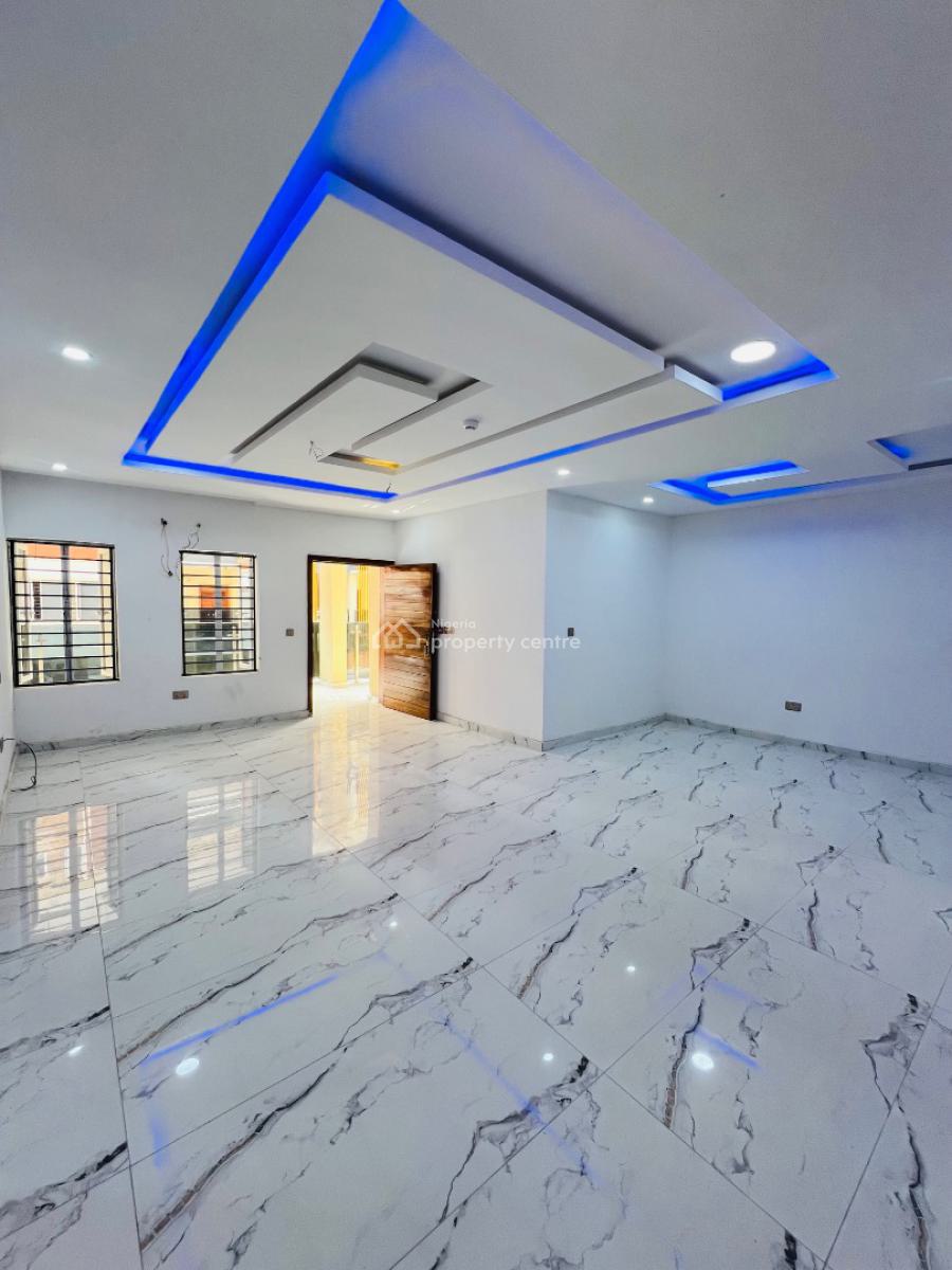Luxury 2 Bedroom Apartment with Good Amenities, Lekki Phase 1, Lekki Phase 1, Lekki, Lagos, Flat / Apartment for Sale