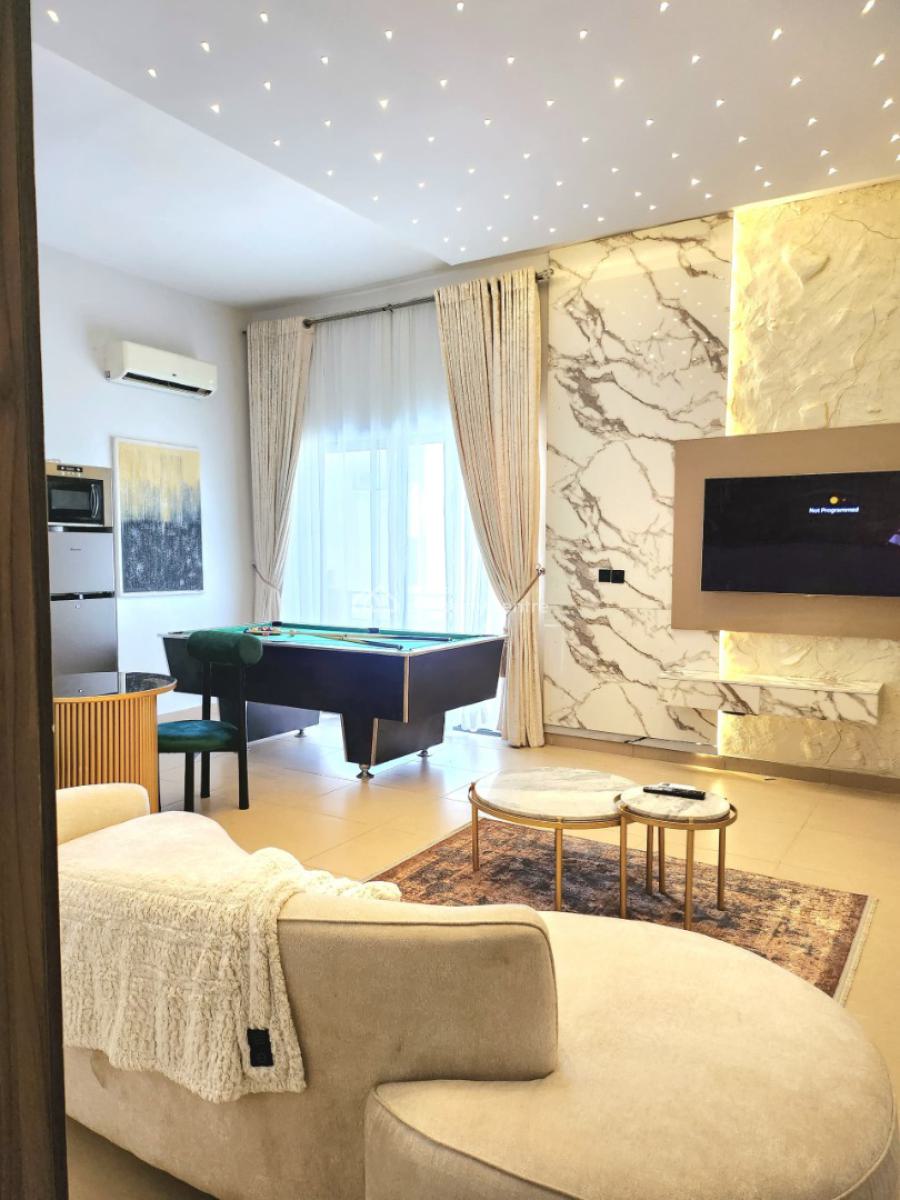 Luxury 1 Bedroom Apartment with Snooker, Chief Henry Ojogho, Lekki Phase 1, Lekki, Lagos, Flat / Apartment Short Let