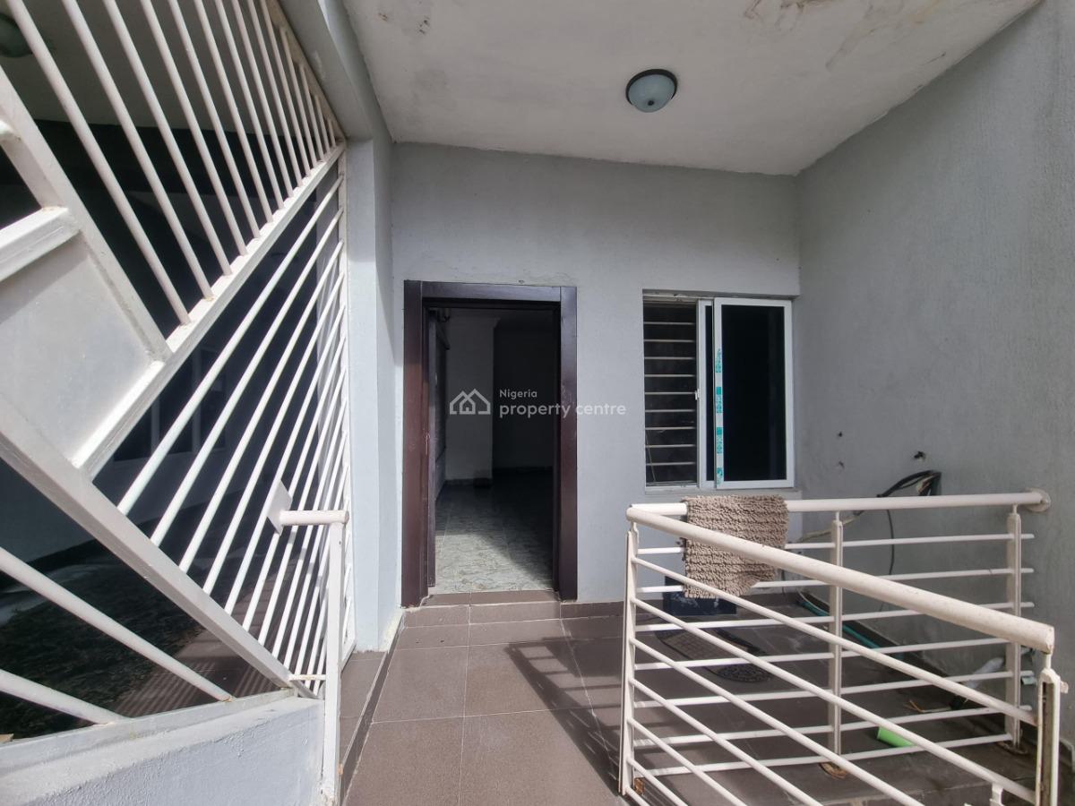 2 Bedrooms Apartment in a Secured Estate, Ajah, Lagos, Flat / Apartment for Rent