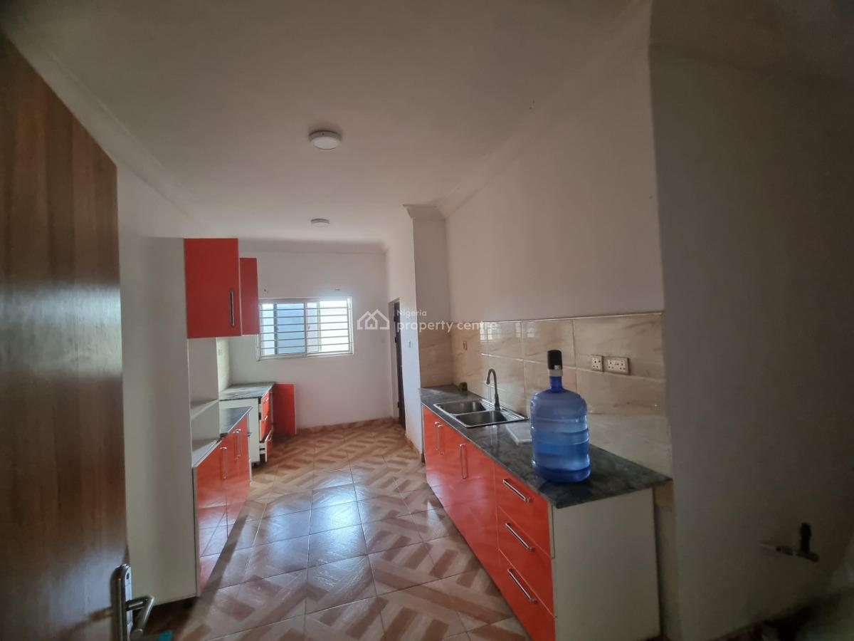 2 Bedrooms Apartment in a Secured Estate, Ajah, Lagos, Flat / Apartment for Rent