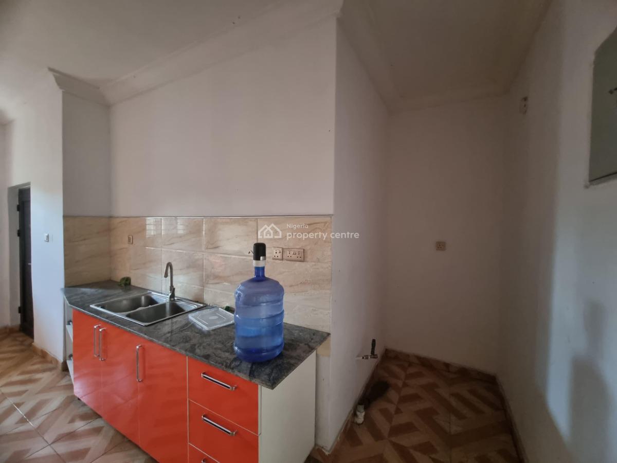 2 Bedrooms Apartment in a Secured Estate, Ajah, Lagos, Flat / Apartment for Rent