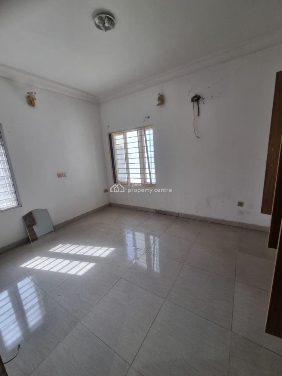 2 Bedrooms Apartment in a Secured Estate, Ajah, Lagos, Flat / Apartment for Rent