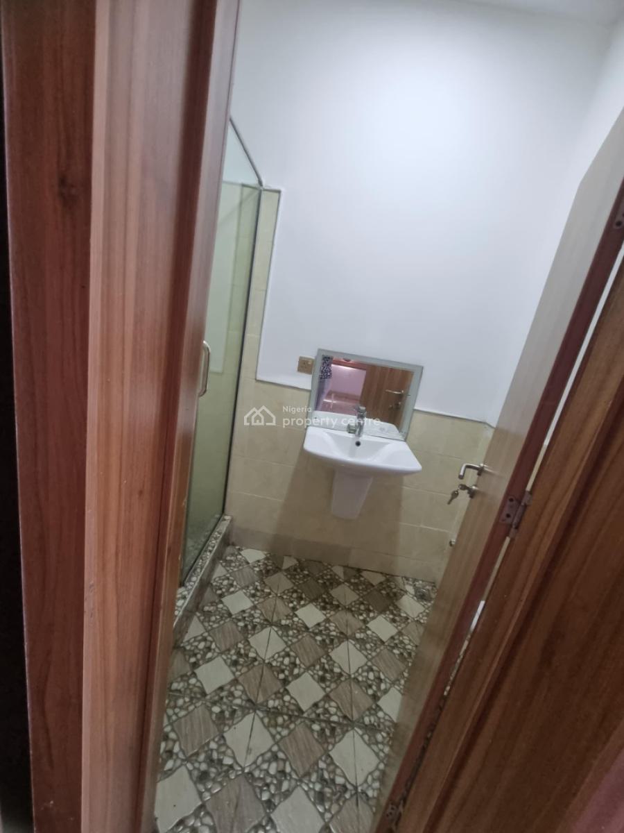 2 Bedrooms Apartment in a Secured Estate, Ajah, Lagos, Flat / Apartment for Rent