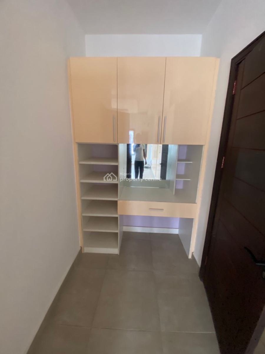 Luxury & Huge 5 Bedroom Fully Detached Duplex with 2 Bq, Victory Park Estate, Osapa, Lekki, Lagos, Detached Duplex for Rent