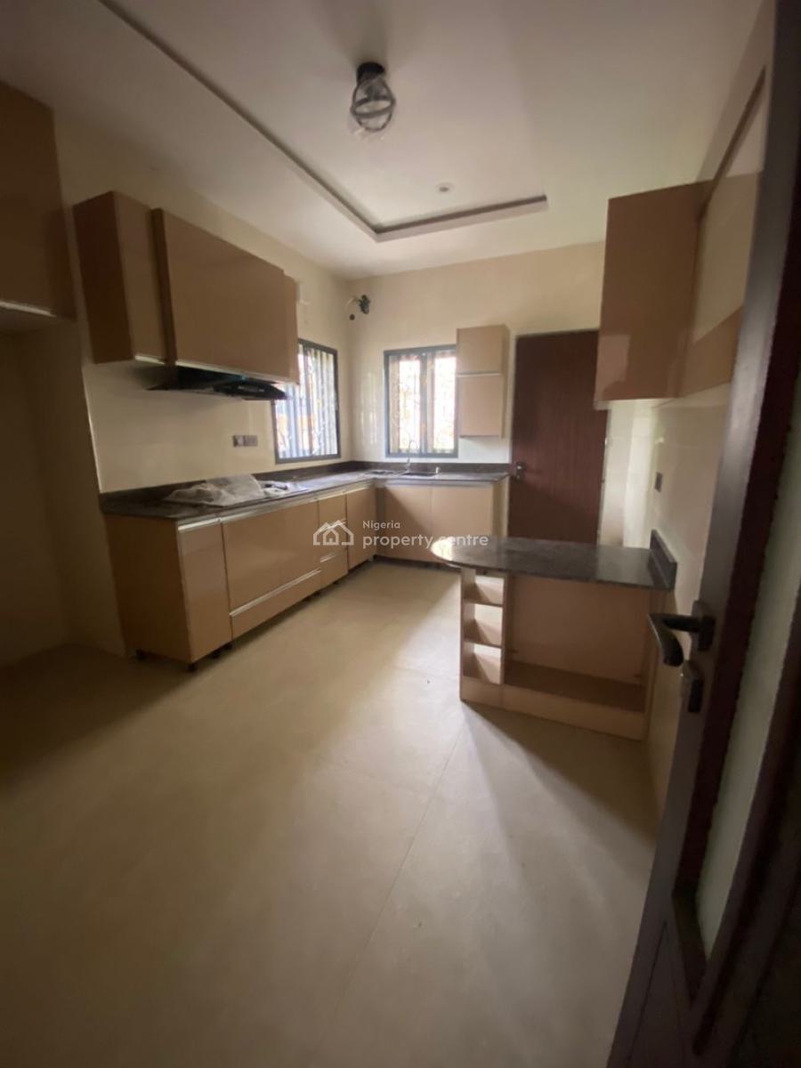 Luxury & Huge 5 Bedroom Fully Detached Duplex with 2 Bq, Victory Park Estate, Osapa, Lekki, Lagos, Detached Duplex for Rent