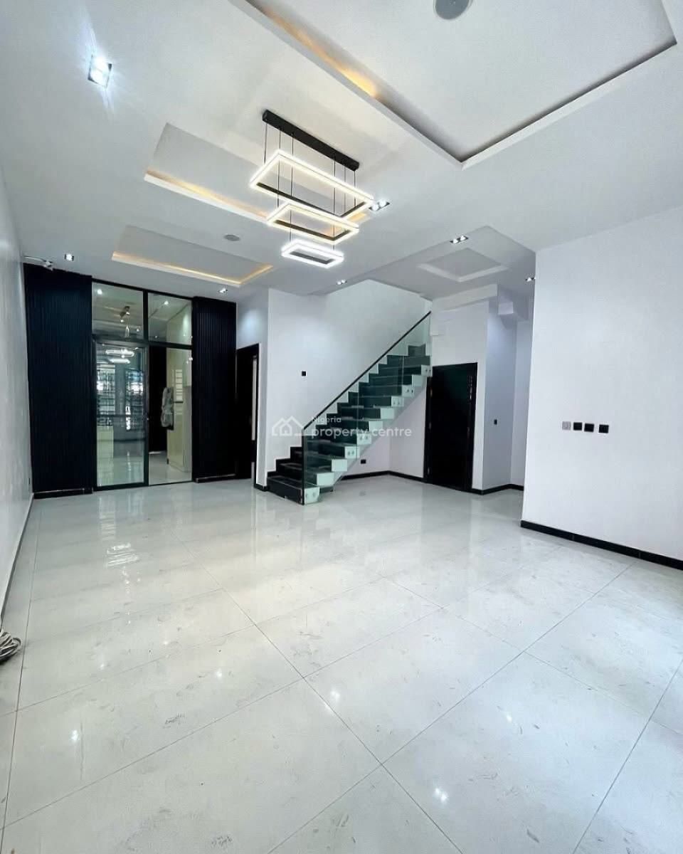 Luxurious 4 Bed with Bq & Personal Compound, Ikate, Lekki Phase 1, Lekki, Lagos, Semi-detached Duplex for Sale
