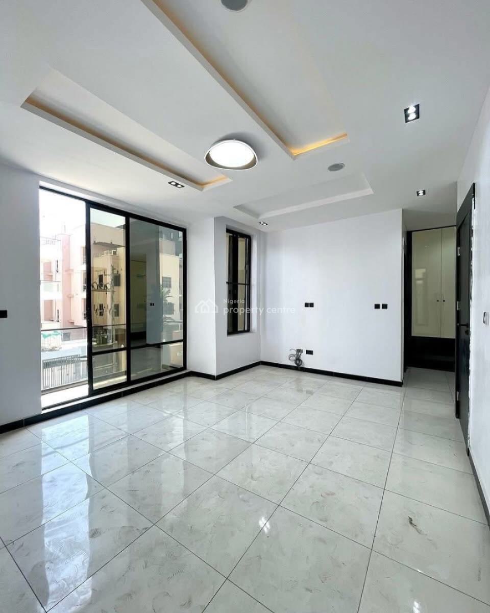 Luxurious 4 Bed with Bq & Personal Compound, Ikate, Lekki Phase 1, Lekki, Lagos, Semi-detached Duplex for Sale