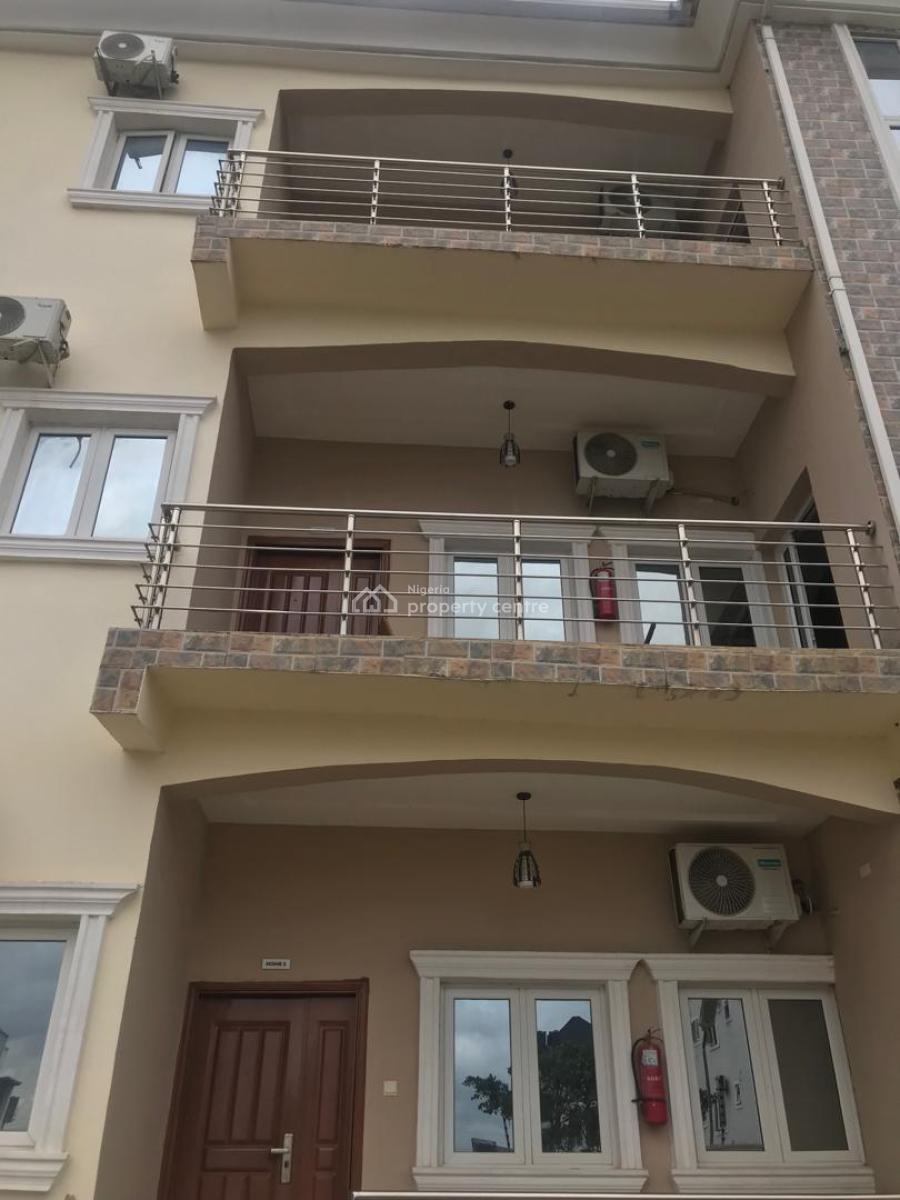 Beautiful 3 Bedroom Fully Serviced and Furnished Apartment, Jahi, Jahi, Abuja, Flat / Apartment for Rent