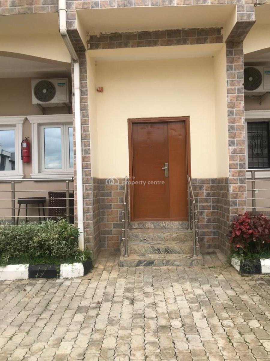 Beautiful 3 Bedroom Fully Serviced and Furnished Apartment, Jahi, Jahi, Abuja, Flat / Apartment for Rent