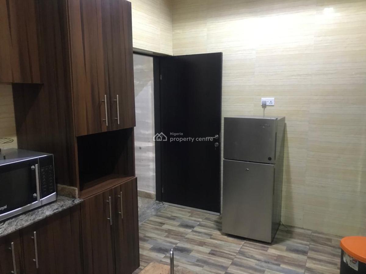 Beautiful 3 Bedroom Fully Serviced and Furnished Apartment, Jahi, Jahi, Abuja, Flat / Apartment for Rent
