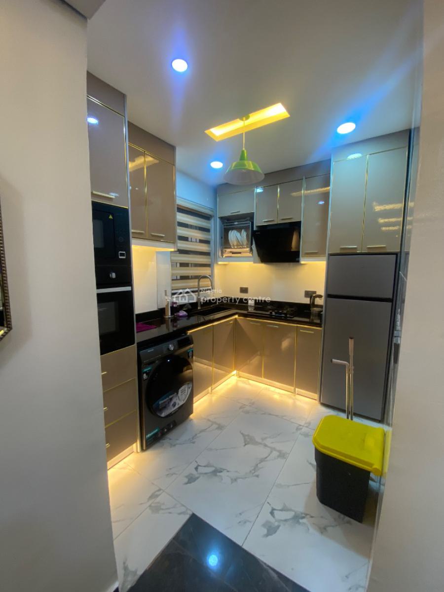 Luxuriously Furnished One Bedroom, Off Issac John, Ikeja Gra, Ikeja, Lagos, Mini Flat (room and Parlour) for Rent