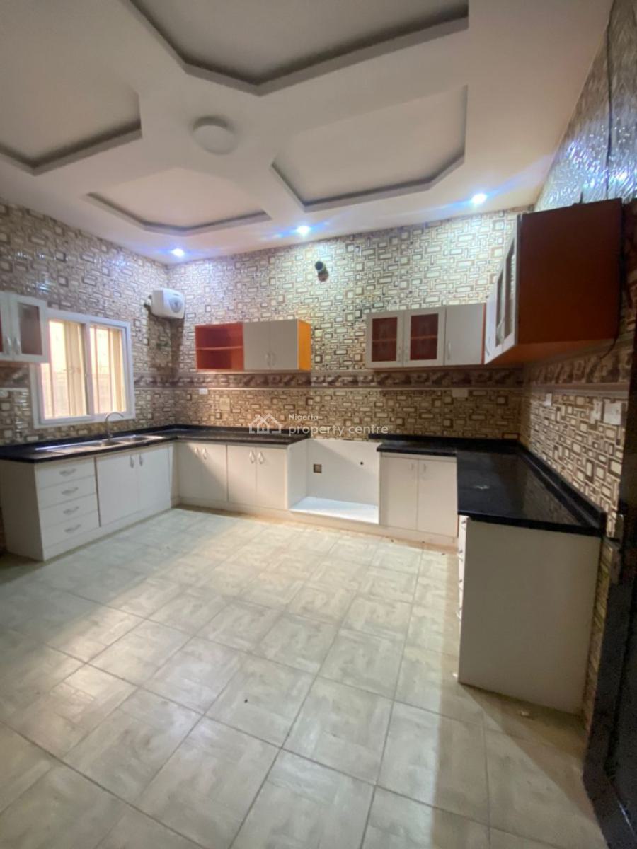 Ready to Move in 3 Bedroom Terrace Duplex with Bq, Lekki Phase 1, Lekki, Lagos, Terraced Duplex for Rent