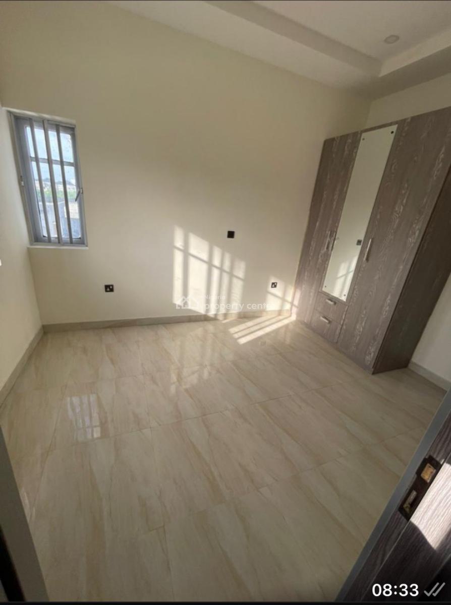 Sweet Fully Service 2 Bedroom Apartment Nice and Secure Environment, Orchid Road Lekki, Lekki, Lagos, Flat / Apartment for Rent