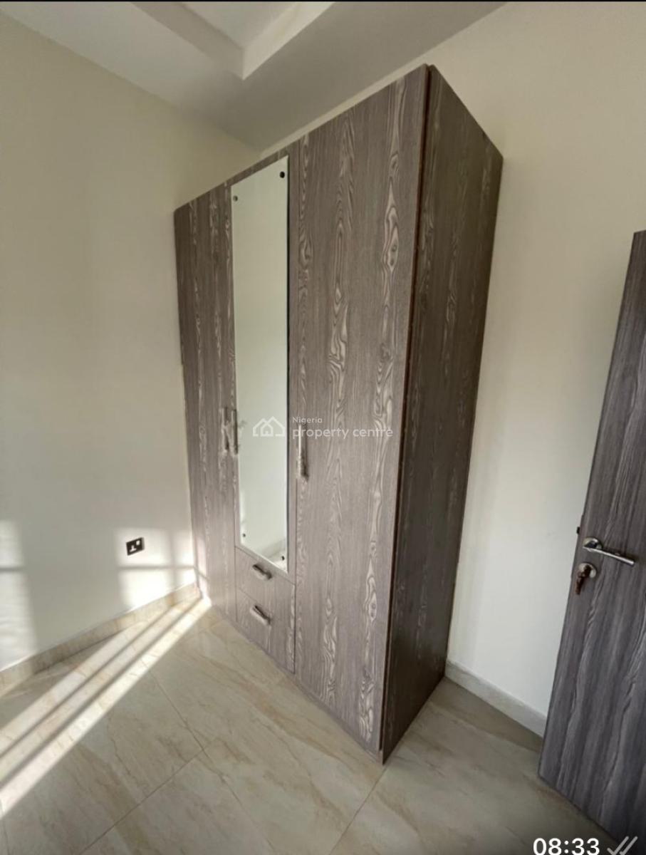 Sweet Fully Service 2 Bedroom Apartment Nice and Secure Environment, Orchid Road Lekki, Lekki, Lagos, Flat / Apartment for Rent