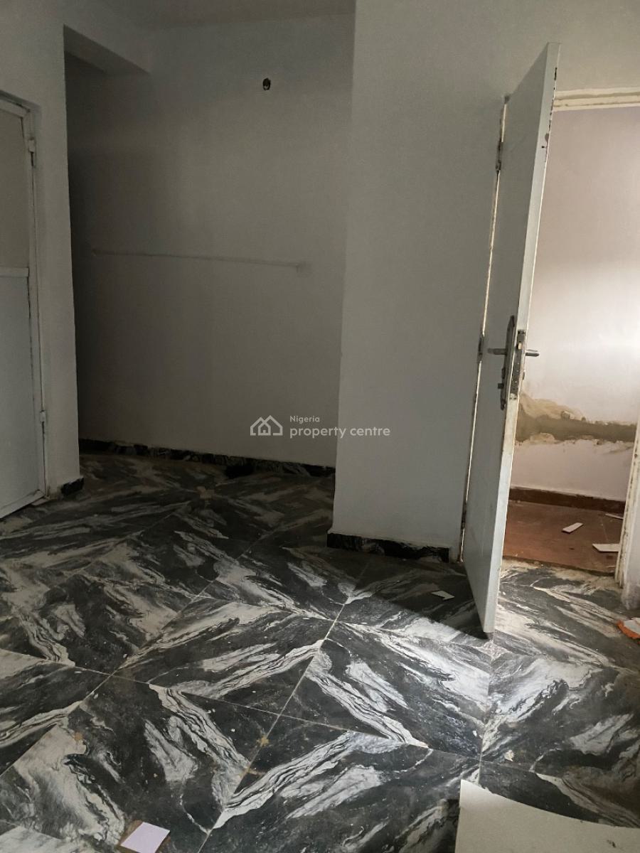 Lovely Self Contained in a Good Area, Igbo Efon , a Minute Walk to The Main Road, Igbo Efon, Lekki, Lagos, Self Contain (single Rooms) for Rent