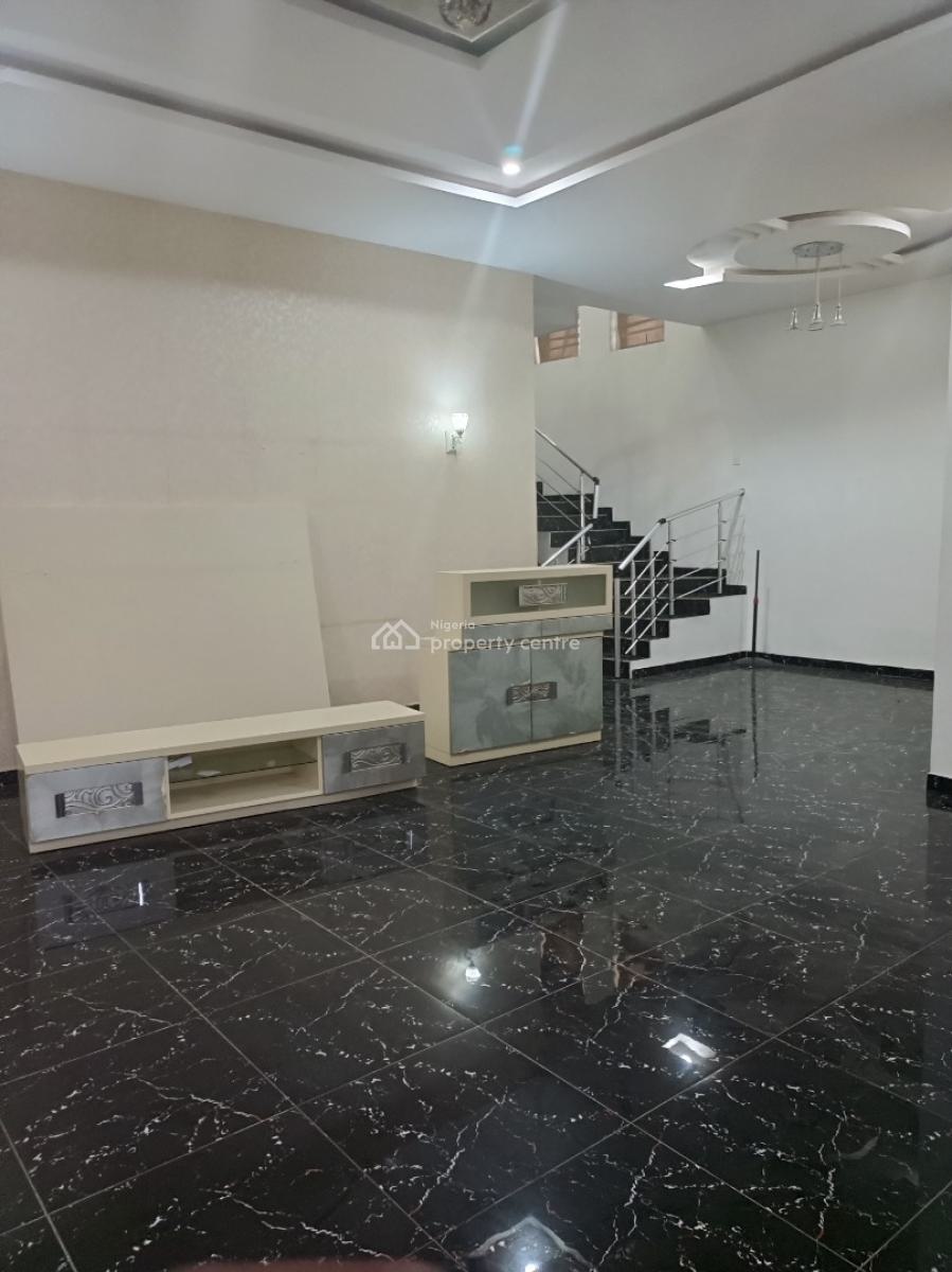 Massive 5bedroom Fully Detached Duplex Large Parking, Inside Estate, Osapa, Lekki, Lagos, Detached Duplex for Rent