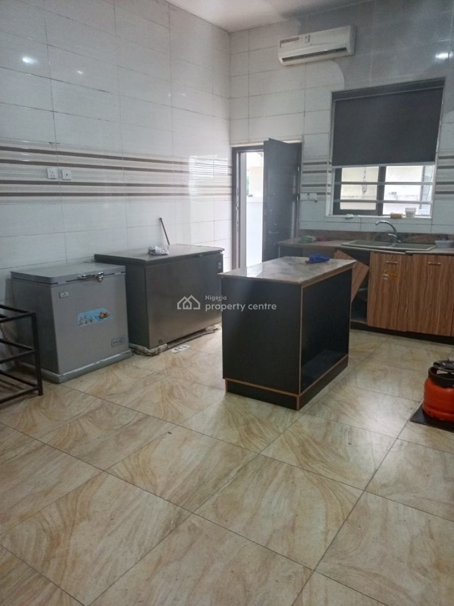 Massive 5bedroom Fully Detached Duplex Large Parking, Inside Estate, Osapa, Lekki, Lagos, Detached Duplex for Rent