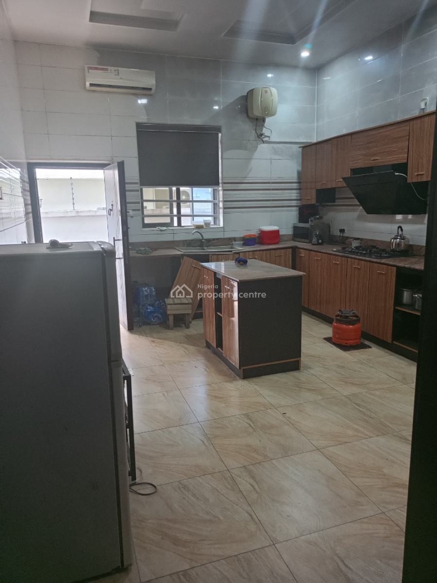 Massive 5bedroom Fully Detached Duplex Large Parking, Inside Estate, Osapa, Lekki, Lagos, Detached Duplex for Rent