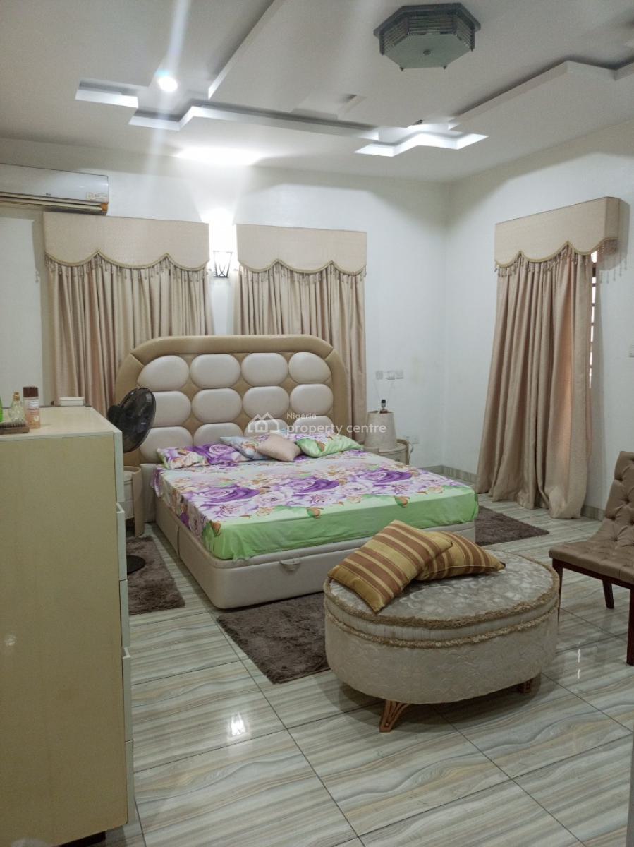Massive 5bedroom Fully Detached Duplex Large Parking, Inside Estate, Osapa, Lekki, Lagos, Detached Duplex for Rent