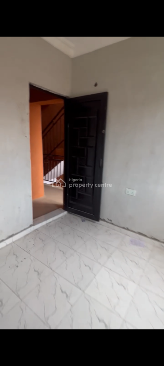 Mini Flat, Abeokuta Street, Adekunle, Yaba, Lagos, Mini Flat (room and Parlour) for Rent