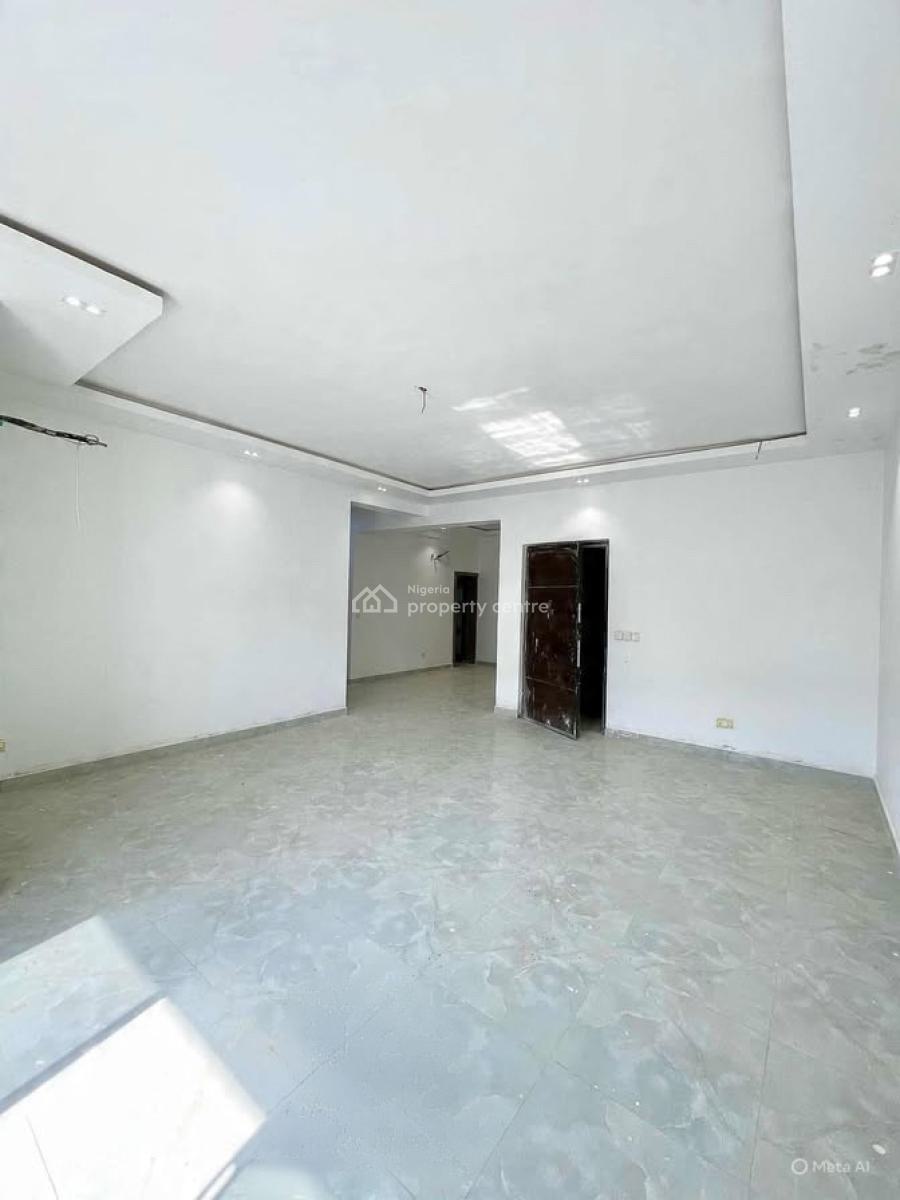 Lovely 2 Bedroom Apartment with Gym and Bq, Lekki Phase 1, Lekki Phase 1, Lekki, Lagos, Block of Flats for Sale