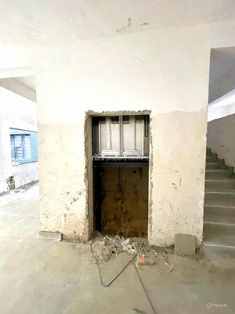 Lovely 2 Bedroom Apartment with Gym and Bq, Lekki Phase 1, Lekki Phase 1, Lekki, Lagos, Block of Flats for Sale