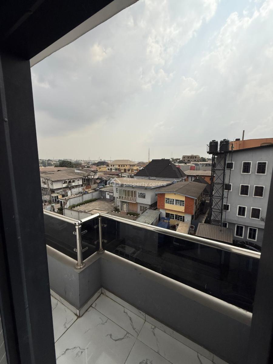 Cozy 2- Bedroom Apartment, Ikeja, Lagos, Flat / Apartment Short Let