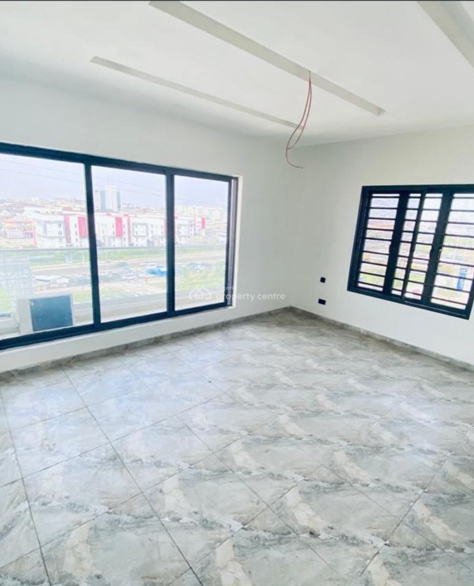 3 Bedroom Apartment with Bq, Lekki Phase 1, Lekki, Lagos, Flat / Apartment for Sale