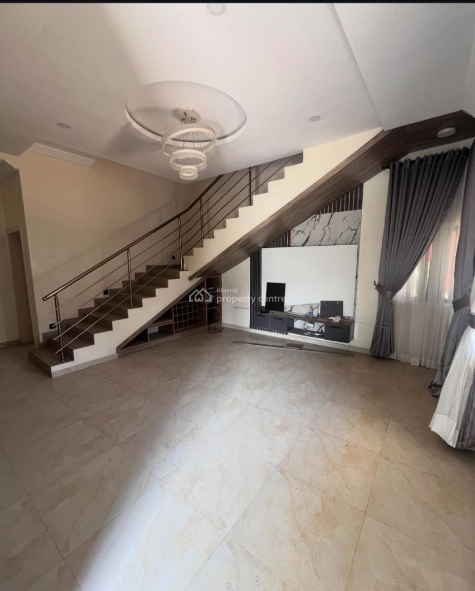 4 Bedroom Terrace Duplex with Bq Self-compound, Ologolo, Lekki, Lagos, Terraced Duplex for Sale