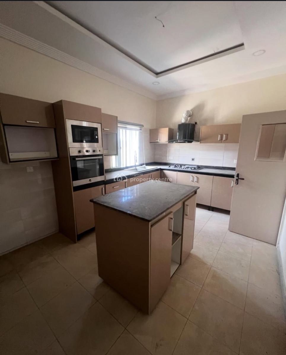 4 Bedroom Terrace Duplex with Bq Self-compound, Ologolo, Lekki, Lagos, Terraced Duplex for Sale