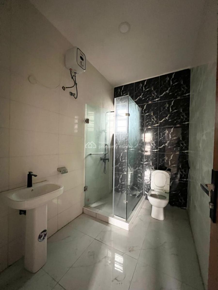 Newly Built Spacious 1bedroom Service Apartment, Orchid Road, Lekki, Lagos, Flat / Apartment for Sale