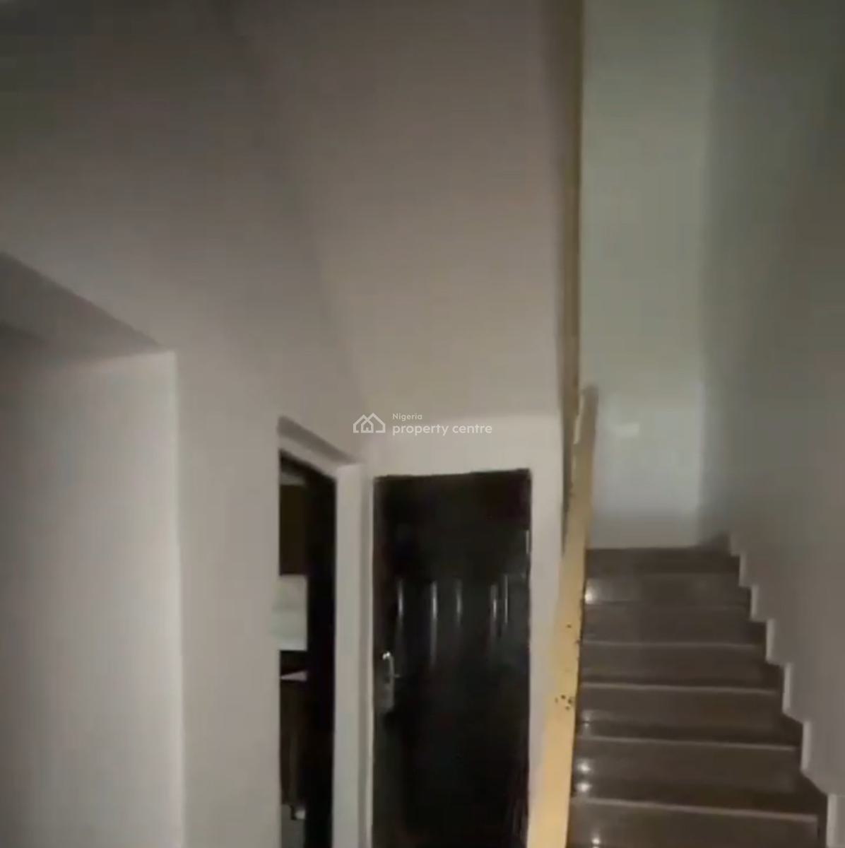 Luckily Fully Furnished 3 Bedroom Semi Detached Duplex with Bq, Tarred Road, Jabi, Abuja, Semi-detached Duplex for Rent