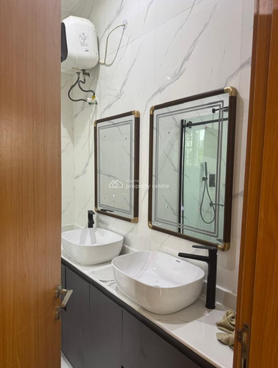 3 Bedroom Apartment with a Bq, Banana Island, Ikoyi, Lagos, Flat / Apartment for Rent