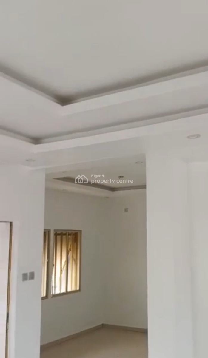 Clean 3 Bedroom Flat, Airbnb Can Fly, Secure Estate, Area 11(fully Tarred Rd), Garki, Abuja, Flat / Apartment for Rent