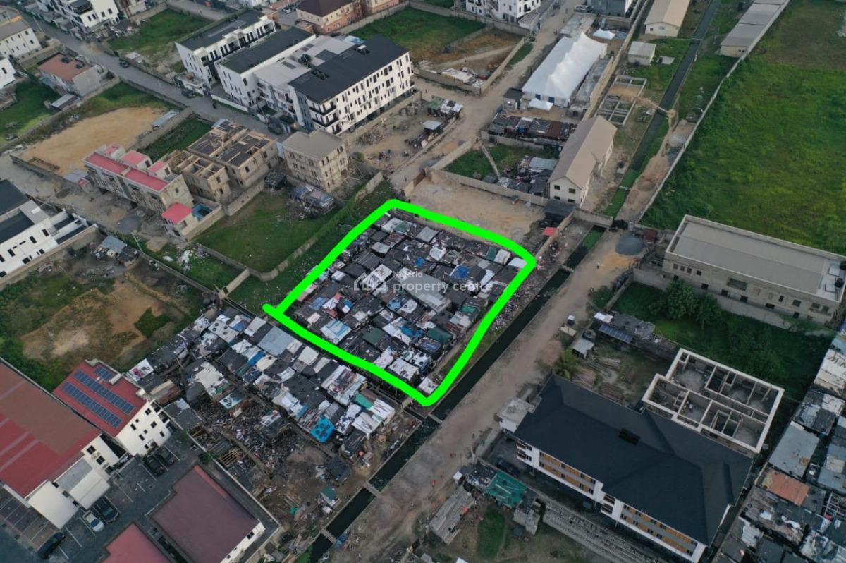 Half Plots of Land Measuring 300sqm, Located in a Built Up Environmen, Ologolo, Ologolo, Lekki, Lagos, Land for Sale