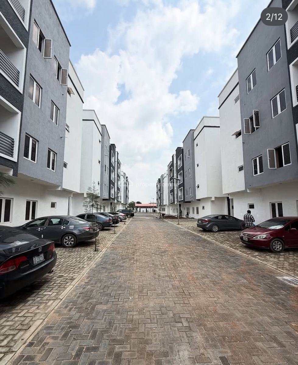 Exclusive New 3-bedroom Apartment +boys Quarters, Wuye, Abuja, Flat / Apartment for Sale